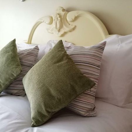 The Pier Hotel Портсмът Екстериор снимка