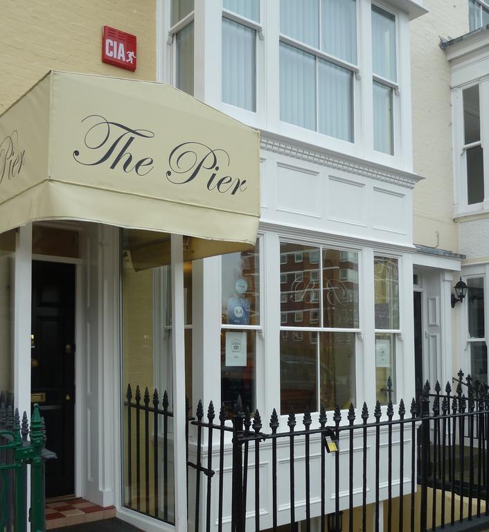 The Pier Hotel Портсмът Екстериор снимка
